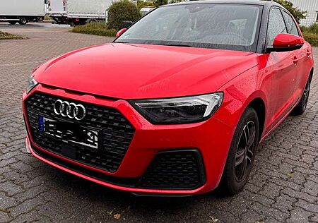 Audi A1 30 TFSI MMI Touch Automatik