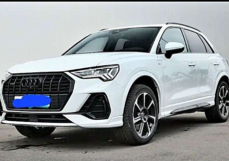 Audi Q3 40 TDI quattro S tronic line. Beschreibung lesen