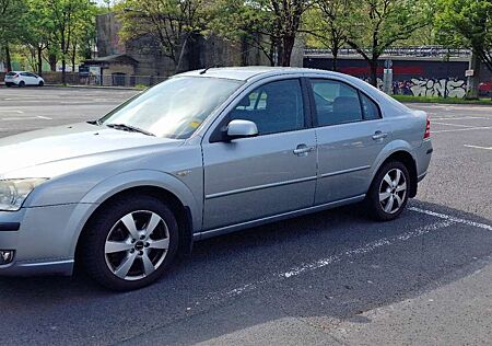 Ford Mondeo 2.0 TDCi DPF Titanium X