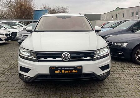 VW Tiguan Volkswagen Highline BMT/Start-Stopp/4Motion/LED/AHK/KMR