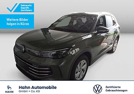 VW Tiguan Volkswagen 2.0TDI DSG Elegance Standh AHK Navi DCC
