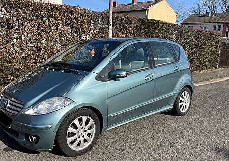 Mercedes-Benz A 200 Elegance