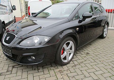 Seat Leon Sport 1.4i Unfallfrei* Scheckheft *TÜV Neu