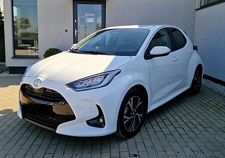 Toyota Yaris 1.5 Hybrid Basis