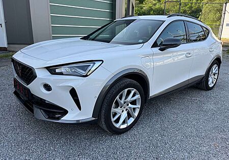 Cupra Formentor 1.4 TSI e-Hybrid / Navi / SHZ / Kamera