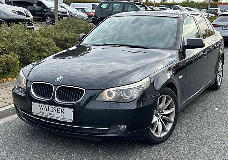 BMW 520 d Lim. Aut. *Xenon*Navi*Schiebedach*