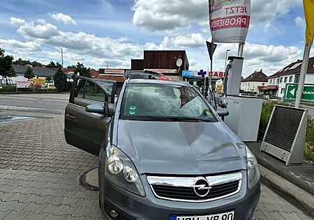 Opel Zafira Basis