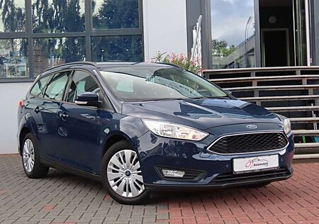 Ford Focus Turnier PDC Bluetooth HU 08/26