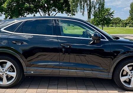 Audi Q3 45 TFSI Sportback quattro S tronic