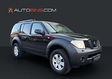 Nissan Pathfinder 2.5 dCi Elegance*AHK*7Sitzer*Navi*