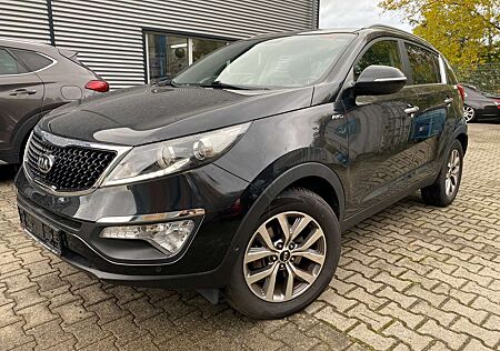 Kia Sportage gebraucht kaufen Kia Sportage 2.0 CRDi AT Dream Team 4WD AHK Scheckheft u-frei
