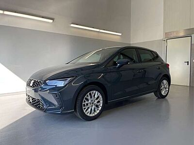SEAT Ibiza Facelift Style 80PS Voll-LED+Kessy+PDC+Alarm+Sitzh
