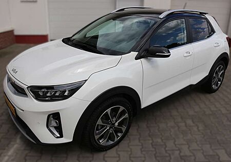 Kia Stonic Spirit mit LED Scheinwerfer
