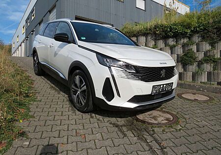 Peugeot 5008 Allure Pack*NAVI*KAM*7SITZER