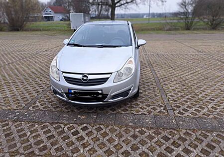 Opel Corsa D 1.2 Liter Motor