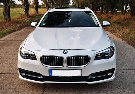 BMW 520d 520 xDrive Touring Aut. Luxury Line