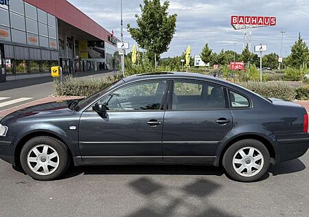 VW Passat Volkswagen 1.8 5V Edition