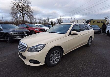 Mercedes-Benz E 200 BT T DAS TAXI*DEUTSCH*1.HD*SCHECKHEFT*TOP