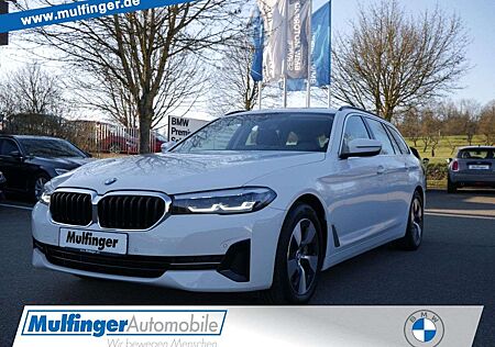 BMW 530 i Tour. LiveProf. Kamera Temp.Sitzh.DAB AHK LED