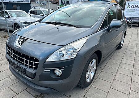 Peugeot 3008 Premium 2HAND/SHZ/AHK/8FACH/PANORAMA/6 GANG