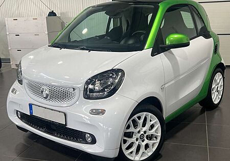 Smart ForTwo coupe EQ Automatik **Navi*Panorama*Temp**