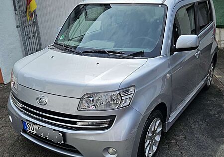 Daihatsu Materia 1.3 Behindertengerecht umgebaut, 14.200 km
