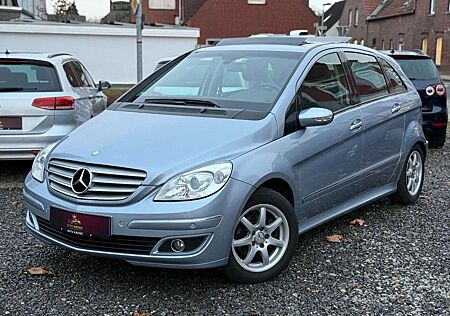 Mercedes-Benz B 200 CDI Pano SHZ AHK Leder TÜV NEU 2.Hand 8xBe