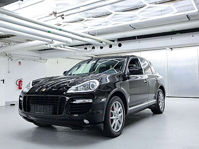 Porsche Cayenne Turbo 2.Hand Scheckheft Topzustand Pano