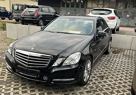 Mercedes-Benz E 200 CGI BlueEfficiency (212.048)