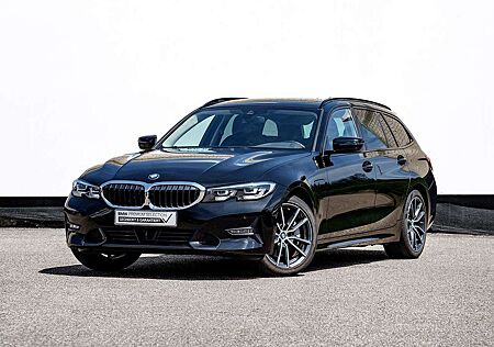 BMW 330 e Touring AHK Navi Hifi akt.Geschwindigkeitsregelu