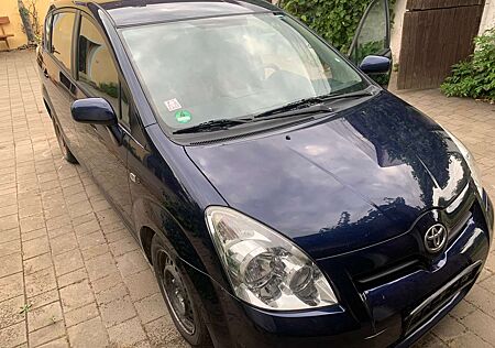 Toyota Corolla Verso 2.2 D-4D DPF
