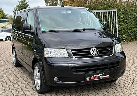 VW T5 Multivan Volkswagen Bus Multivan Highline