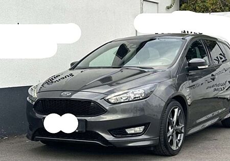 Ford Focus Turnier 1.5 EcoBoost Start-Stopp-System Titanium