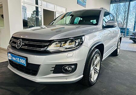 VW Tiguan Volkswagen 1.4TSI S&S R-Line DSG PANO XENON PDC v+h