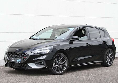Ford Focus 2.3 ST ACC RFK LED-Scheinw 19" Winter Pk.