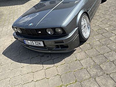 BMW M3 Italo M3 E30 320is