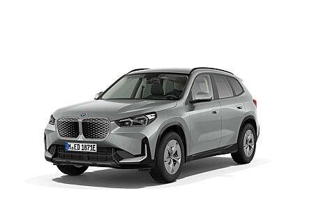 BMW iX1 20 eDrive/HUD/AHK-el. klappb./Memory Sitze