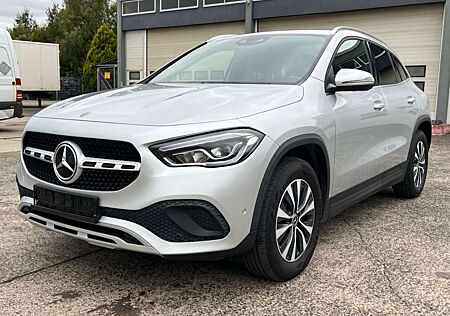 Mercedes-Benz GLA 200 d DCT LED Kamera Ambiente MBUX SHZ Navi