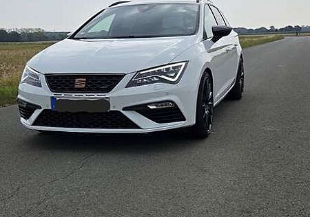 Seat Leon ST Cupra AHK* Pano* 4Drive