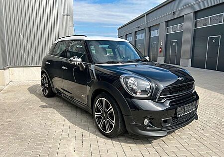 Mini Cooper SD COOPER Countryman SD All4 John Cooper Works