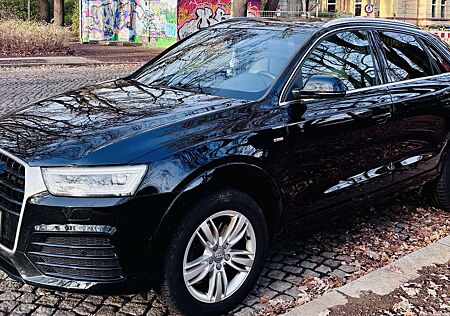 Audi Q3 2.0 TDI quattro S tronic design