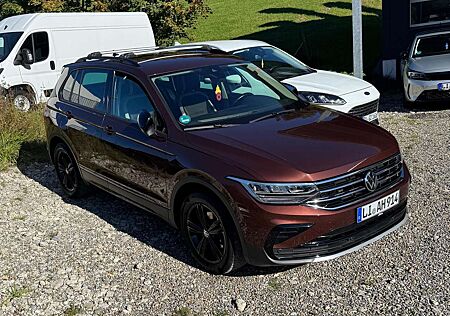 VW Tiguan Volkswagen 2.0 TDI SCRURBAN SPORT