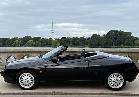 Alfa Romeo Spider 3.0 V6 2.Hand, Originalzustand