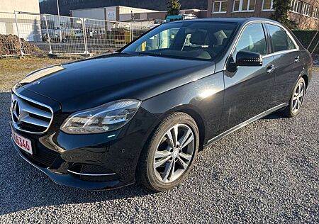Mercedes-Benz E 220 CDI Avantgarde, LED, AHK, Navi
