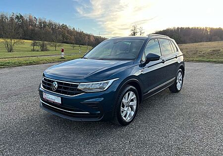 VW Tiguan Volkswagen United " AHK - LED - TÜV + Insp. NEU "