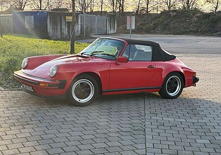 Porsche 911 Carrera Cabriolet