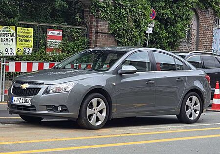 Chevrolet Cruze 1.8 LT