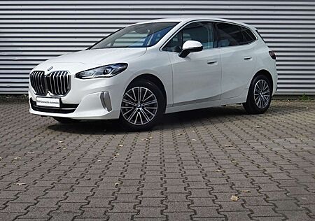 BMW 220 i Active Tourer Luxury Line Premium-Paket