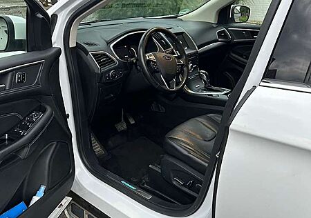 Ford Edge 2.0+TDCi+Bi-Turbo+4x4+Titanium