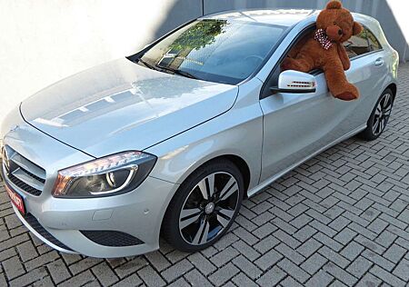 Mercedes-Benz A 180 CDI nagelneu bereift!